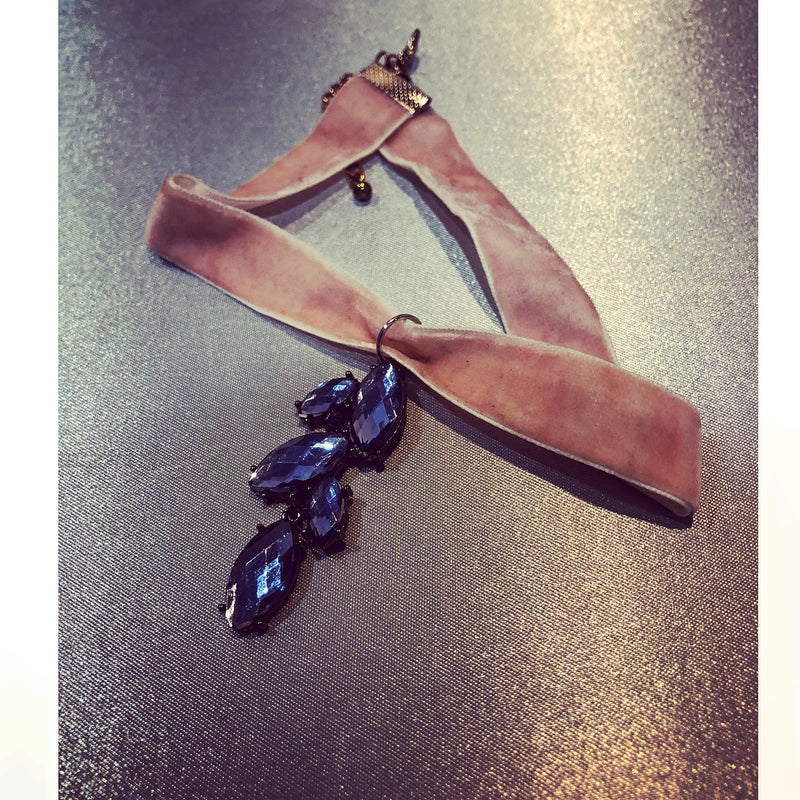 Side Image 1