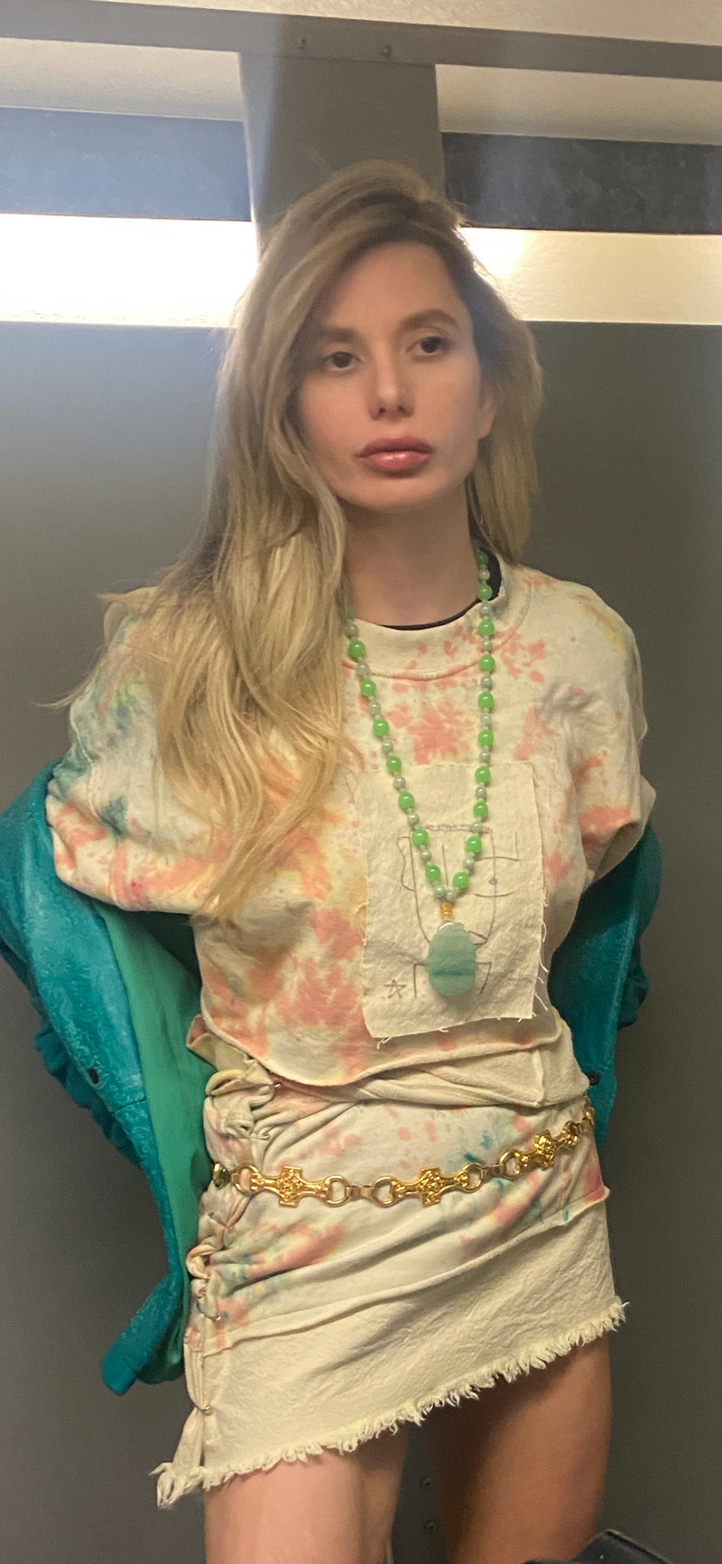 Side Image 1